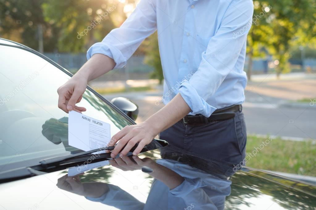 Parking violation ticket fine on windshield