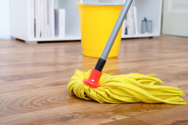 Cleaning tools on parquet