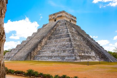 Tüylü yılan Tapınağı Chichen Itza, Yucatan, Meksika için