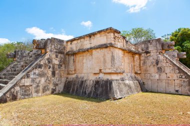 Tüylü yılan Tapınağı Chichen Itza, Yucatan, Meksika için