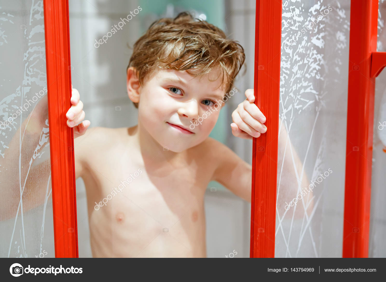 nude-boys-on-the-douche-adult-video-tube-net