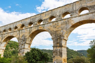 Pont du Gard, eski Roma su kemeri yakınındaki Güney Frangı Nimes