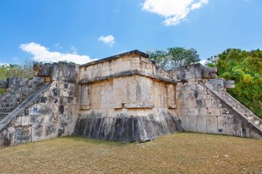 Tüylü yılan Tapınağı Chichen Itza, Yucatan, Meksika için
