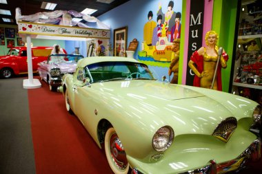 Miami otomatik Müzesi vintage ve sinema otomobil, Bisiklet ve motosiklet topluluğu sergiler