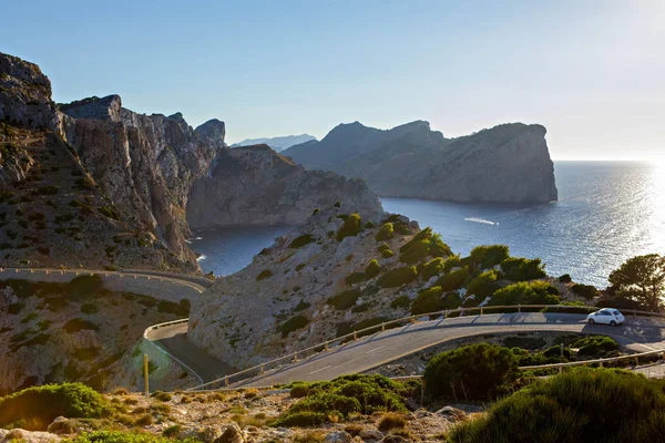 Panoramisch uitzicht op de Cap de Formentor - wilde kust van Mallorca, Spanje — Stockfoto