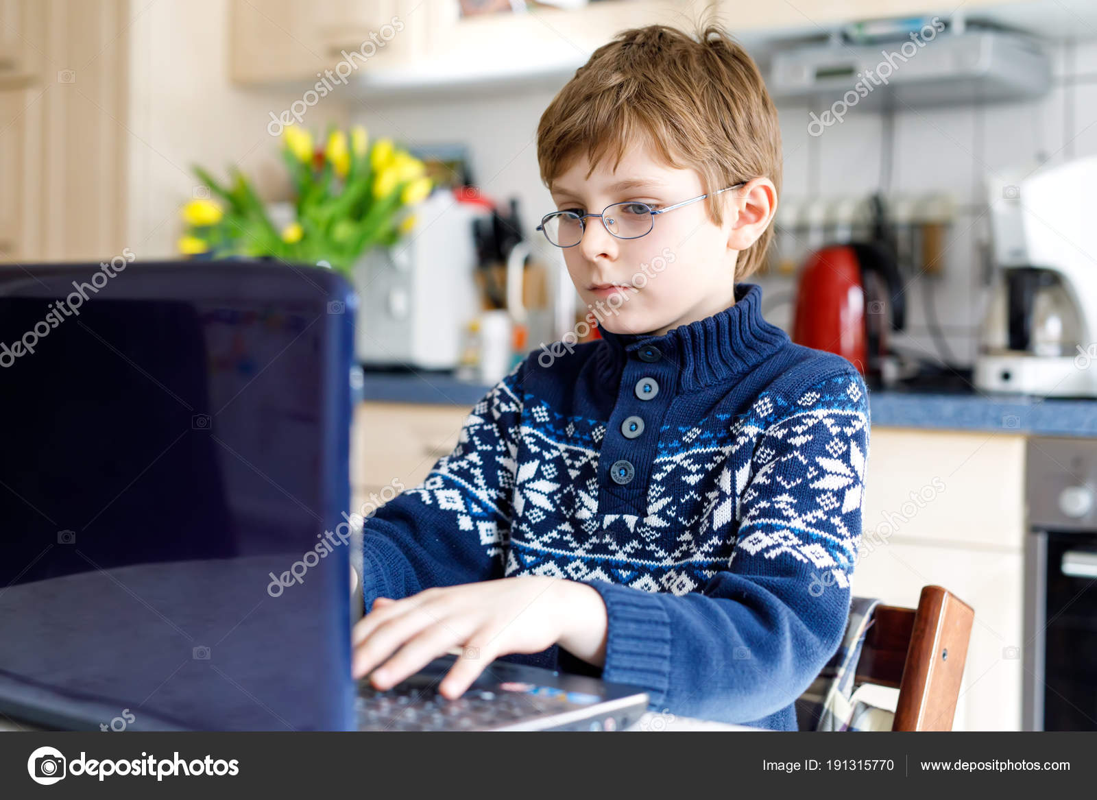 picture Little Kid On Computer Stock Image depositphotos