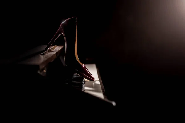 Piano Accessoires Chaussures Culottes Soutien Gorge — Photo