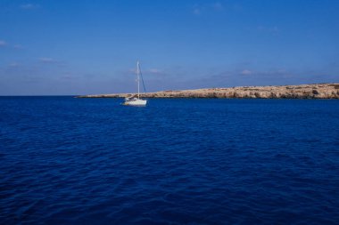 Cyrís 'in yaz manzarası fotoğrafları