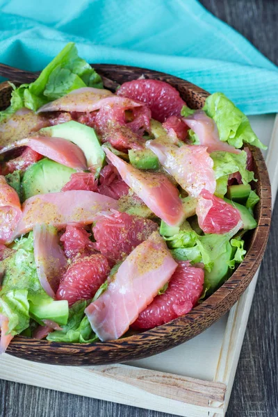 Healthy Salad Salmon Grapefruit Avocado Mustard Sauce Delicious Balanced Food — Stock Photo, Image