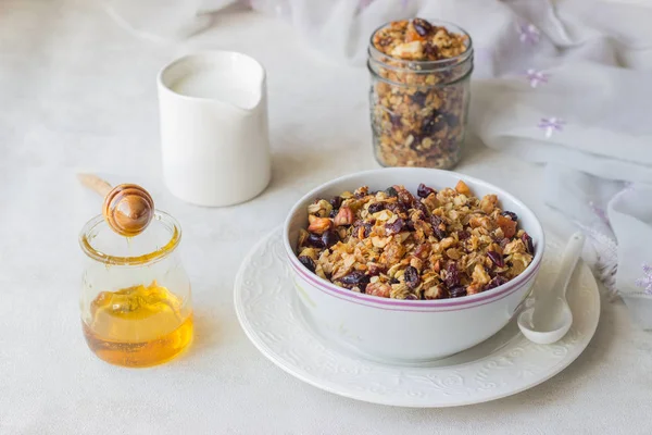 Πρωινό Φρέσκο Βρώμης Granola Μπολ Ξηρούς Καρπούς Αποξηραμένα Φρούτα Σπόρους — Φωτογραφία Αρχείου