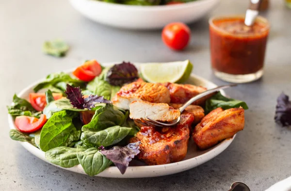 Filetto Pollo Tacchino Arrosto Con Insalata Scaloppina Calda Tacchino Pollo — Foto Stock