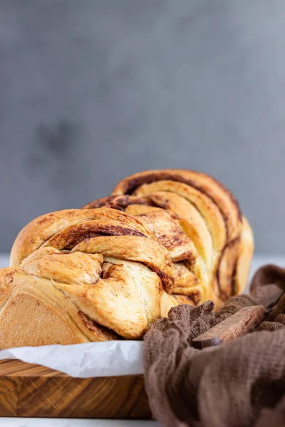 Cynamonowy Babka Lub Wirować Brioche Chleb Cynamonowy Chleb Powitica Tradycyjny — Zdjęcie stockowe