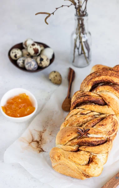 Cynamonowy Babka Lub Wirować Brioche Chleb Cynamonowy Chleb Powitica Tradycyjny — Zdjęcie stockowe