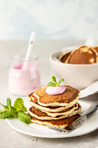 Pancakes Pink Yogurt Mint Light Grey Stone Background Perfect Breakfast — Stock Photo, Image