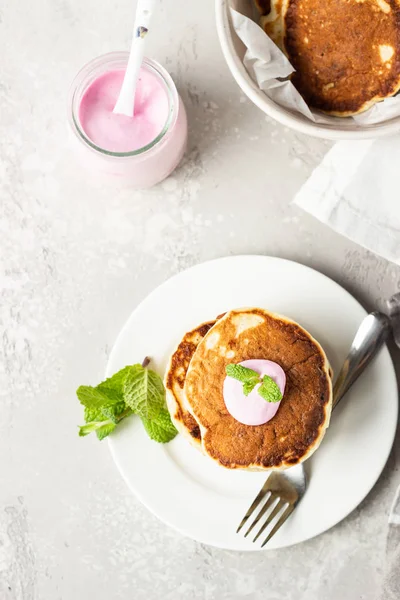Pancakes Pink Yogurt Mint Light Grey Stone Background Perfect Breakfast — Stock Photo, Image