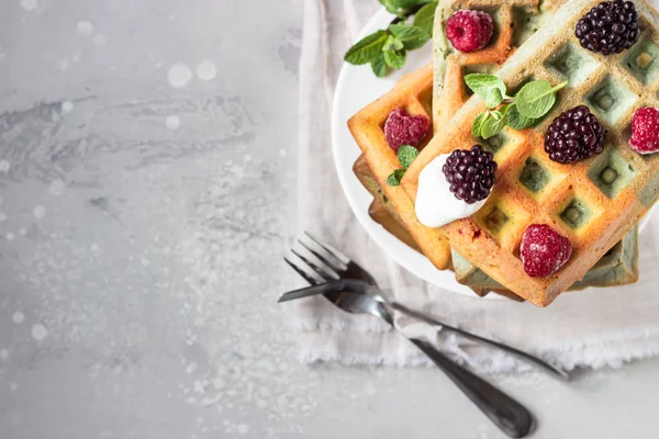 Stack Homemade Belgian Waffles Frozen Berries Mint Natural Greek Yogurt — Stock Photo, Image