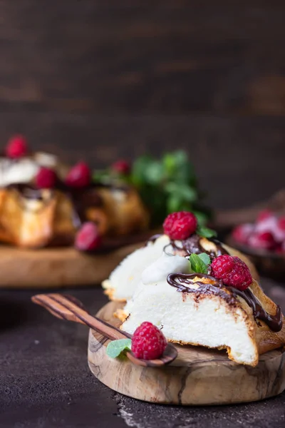 Cottage Cheese Baked Pudding Casserole Decorated Chocolate Glaze Raspberries Mint — 스톡 사진