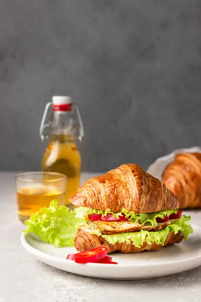 Breakfast Lunch Concept Croissant Sandwich Grilled Chicken Turkey Bell Pepper — Stock Photo, Image
