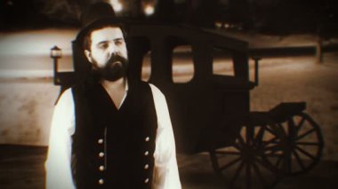 Bir at arabası sürücüsü devrilme şapka