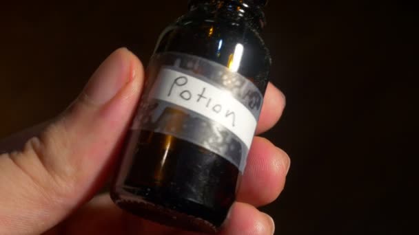 带标签的药水瓶 — 图库视频影像