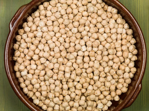 Bowl of Uncooked Chickpeas — Stock Photo, Image