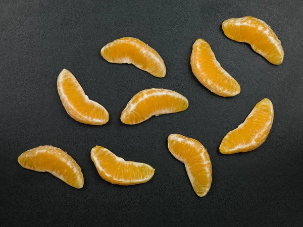 新鮮な健康的なオレンジ セグメント — ストック写真