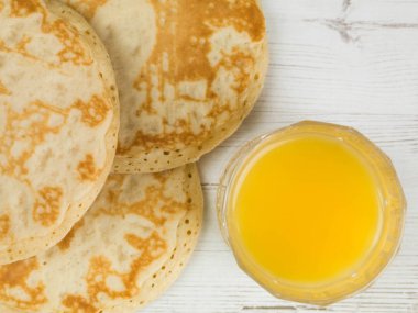 Portakal suyu ve gözleme Kahvaltı