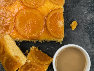 Sırlı şekerlenmiş portakal sünger kek