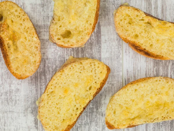 Erimiş peynirli tost Ciabatta ekmeği