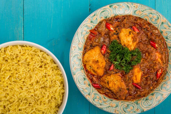 Pasto al curry di pollo Jalfrezi in stile indiano — Foto Stock