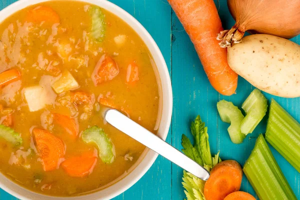 Чаша домашнє кремезний овочевий суп — стокове фото