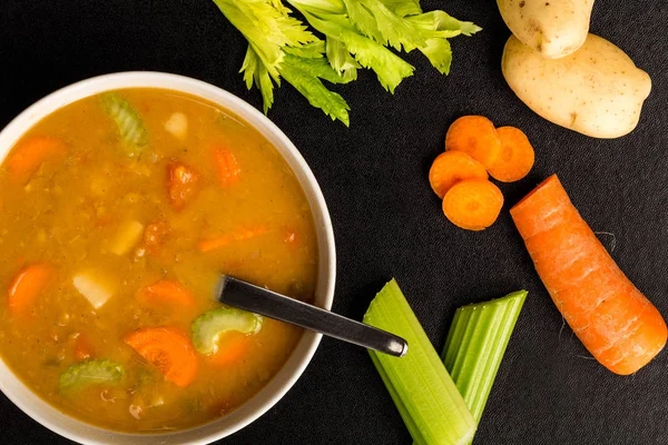 Чаша домашнє кремезний овочевий суп — стокове фото