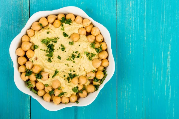 Hummus con garbanzos y pan Pitta —  Fotos de Stock