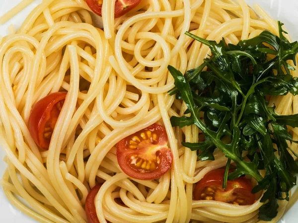 Kiraz domatesli spagetti