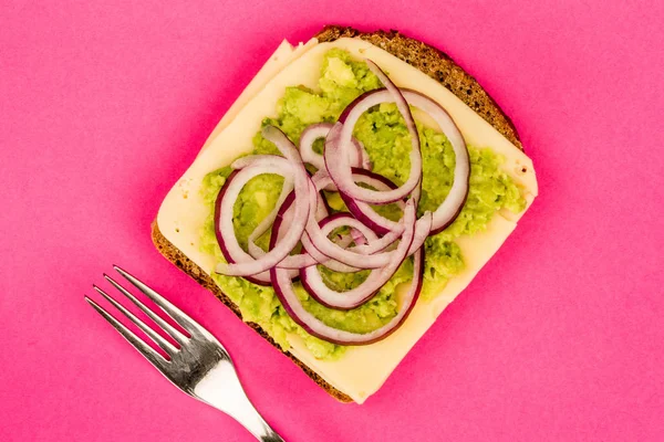 Vegetarian Avocado and Jarisberg Cheese Rye Bread Open Faced Sandwich — Stock Photo, Image