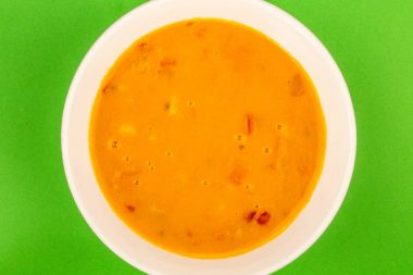 Vejetaryen Balkabagi çorba kırmızı biber ile