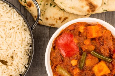 Hint tarzı vejetaryen Masala köri