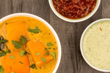 Hint tarzı Balkabagi köri