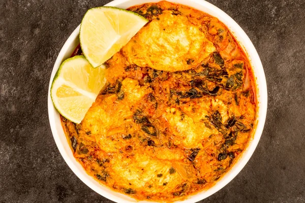 Estilo indio Pollo Saag Masala Curry — Foto de Stock