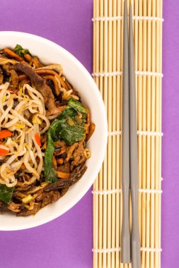 Çin stili Wok tava Shanghai Beef noodle