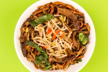 Çin stili Wok tava Shanghai Beef noodle