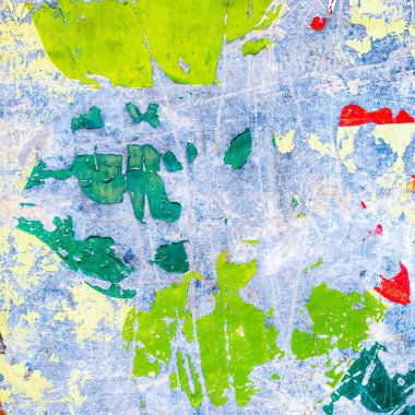 Eski çürüyen dökülüyor duvar boyası