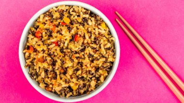 Sağlıklı vejetaryen veya Vegan yemek pilav ve Quinoa