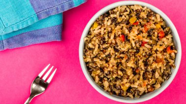 Sağlıklı vejetaryen veya Vegan yemek pilav ve Quinoa