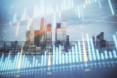 Çatı arka planda şehir görünümü ile Forex grafik hologram. Çift pozlama. Hisse senedi piyasası konsepti.