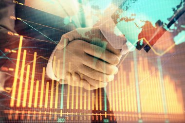 İki işadamı el sıkışması ile soyut arka plan üzerinde Forex grafik ve Dünya Haritası Multi pozlama. Uluslararası pazarlarda başarı konsepti
