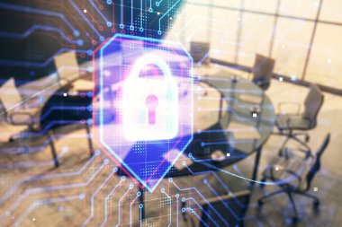 Konferans odası arka planında kilit simgesi hologramının çift pozlaması. Siber güvenlik kavramı