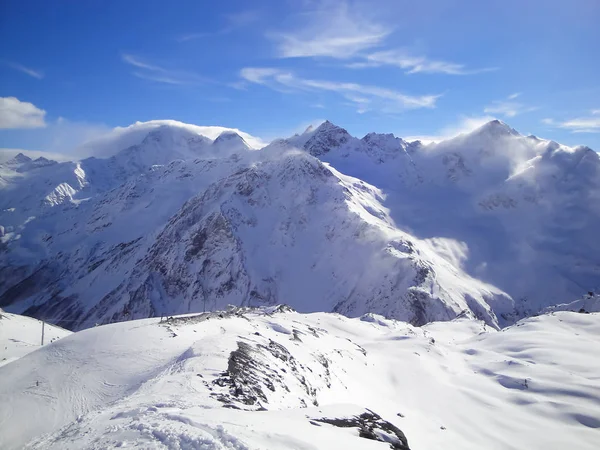 Panorama Des Montagnes Hiver Par Une Journée Ensoleillée — Photo