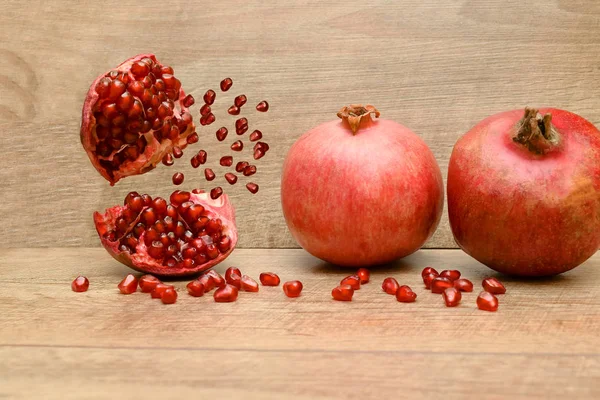 Ripe Pomegranates Wooden Vintage Table Healthy Fresh Background — Stock Photo, Image