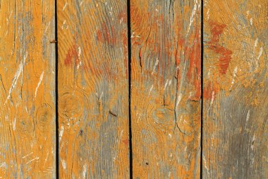 ahşap doku kurulu boyalı